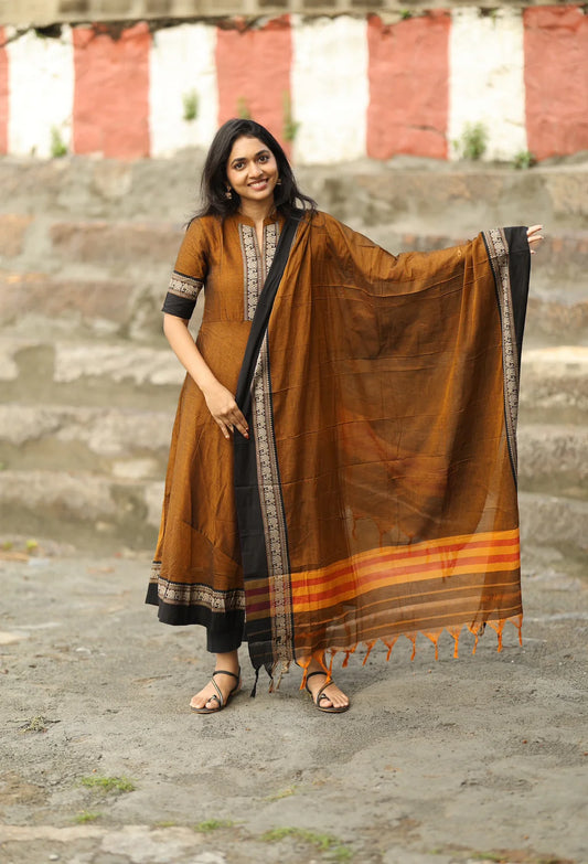ARTI-Brown+black