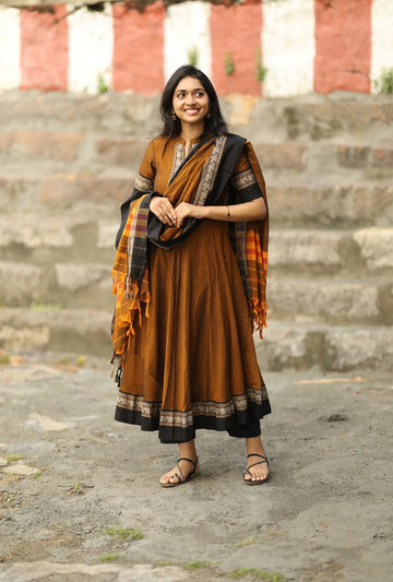ARTI-Brown+black