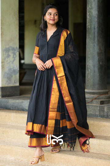 Halini Handloom Suit Set