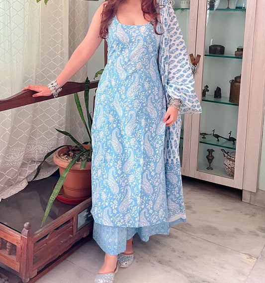 VIVID HARMONY MUSLIN SUIT SET